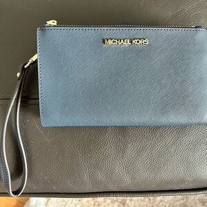 Michael Kors Jet Set Travel Large Double Zip Phone Wallet Phone Case - Navy